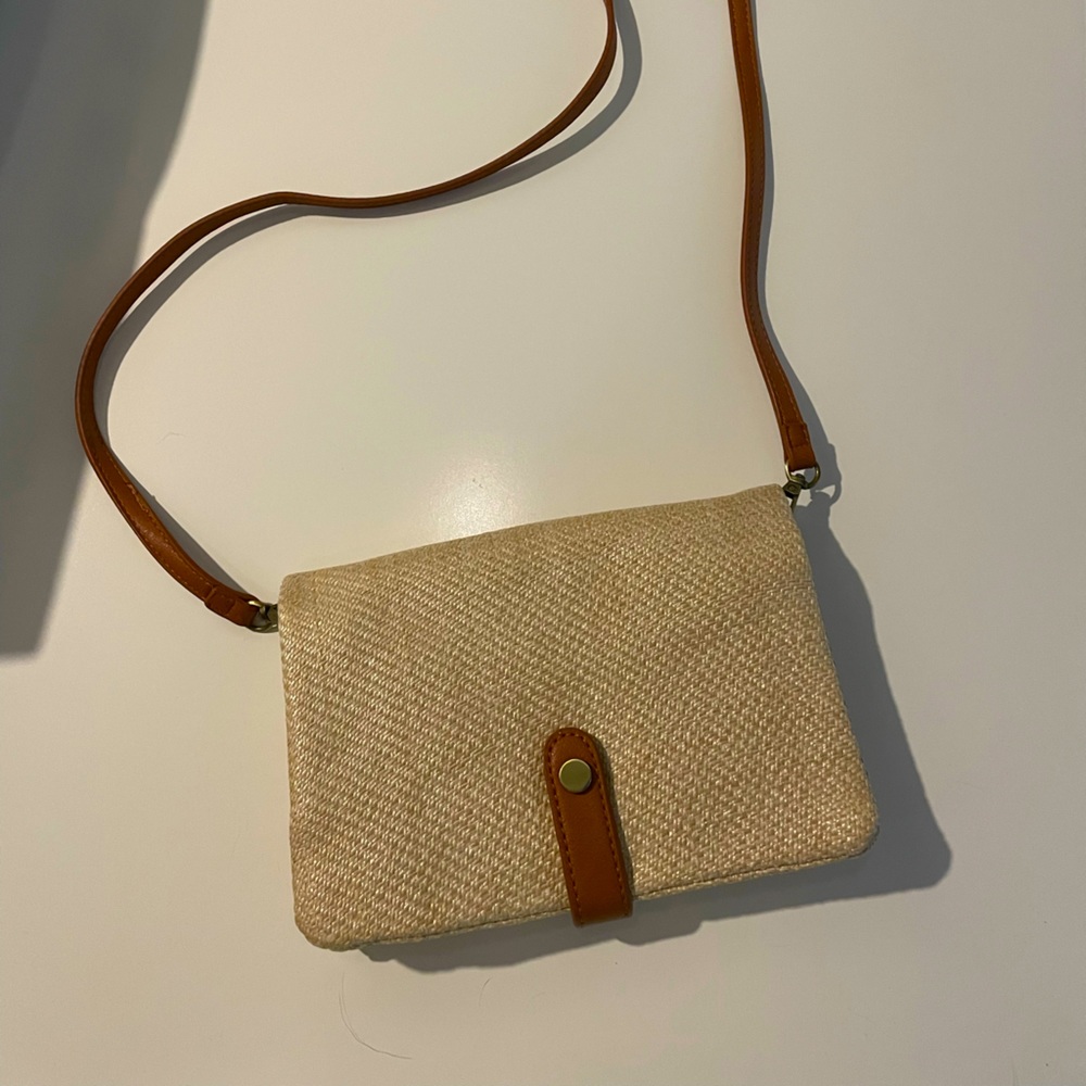 Francesca’s crossbody bag